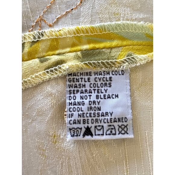 Tommy Bahama Mens Shirt Size XL 100% Silk Tropical Floral Textured Yellow Stitch - Picture 10 of 10